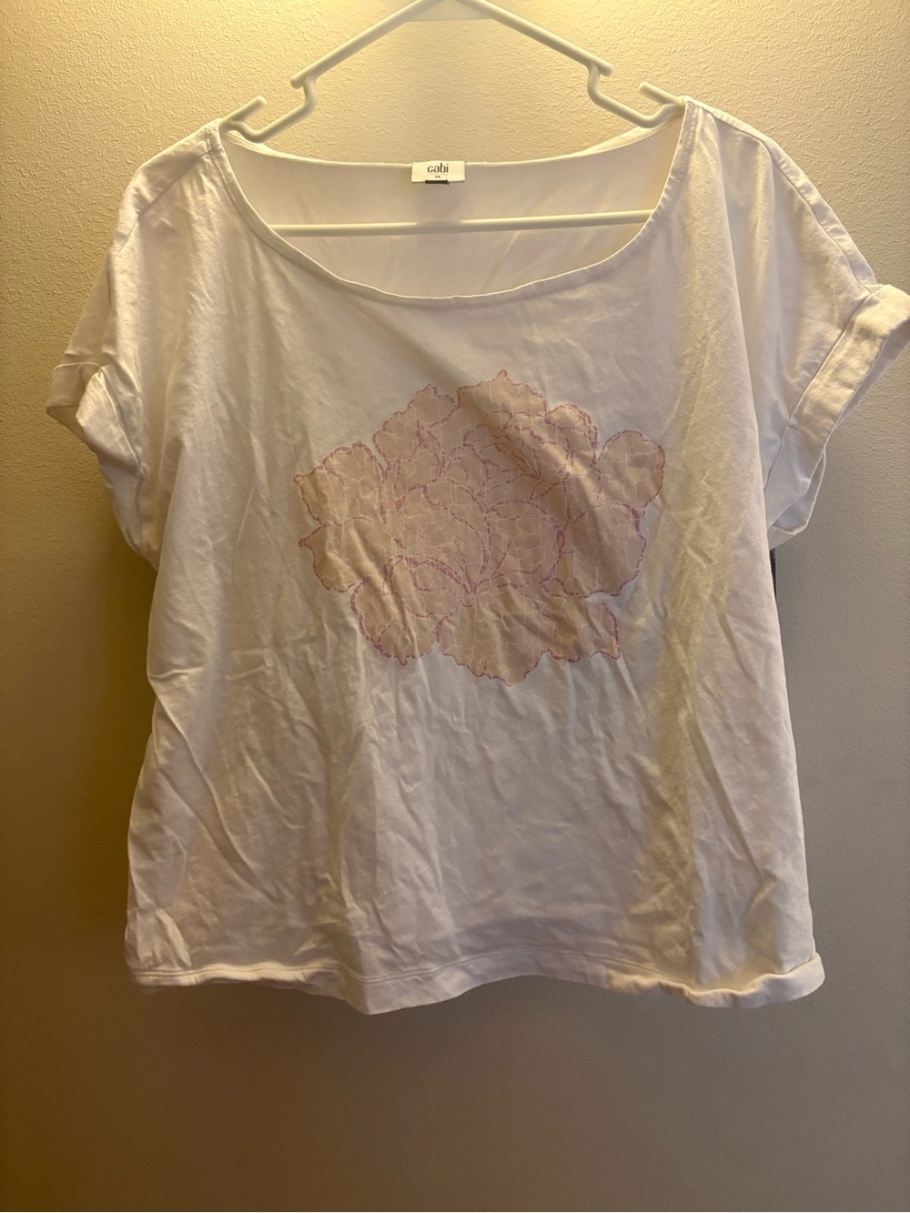 Cabi White Short Sleeve Floral Embroidered Tee